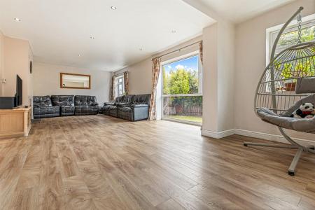 5 bedroom Detached house for sale in Rectory Lane, Thurcaston, Leicester