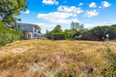 4 bedroom Detached house for sale in Welford Road, Leicester