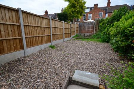 4 bedroom Property to let in Leopold Road, Leicester