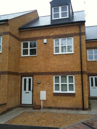 5 bedroom Property to let in Macaulay Street, Leicester