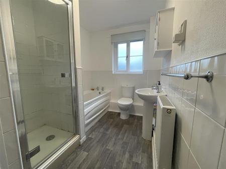 2 bedroom Flat for sale in Carisbrooke Court, Stoneygate