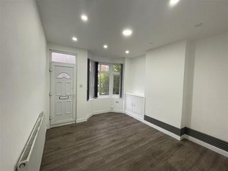 3 bedroom Terraced House for sale in Clarendon Park Road, Clarendon Park