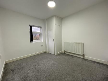 3 bedroom Terraced House for sale in Clarendon Park Road, Clarendon Park