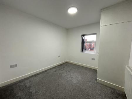 3 bedroom Terraced House for sale in Clarendon Park Road, Clarendon Park