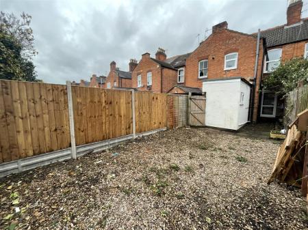 3 bedroom Terraced House for sale in Clarendon Park Road, Clarendon Park