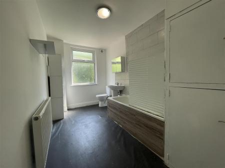 2 bedroom Terraced House for sale in Tudor Road, Leicester