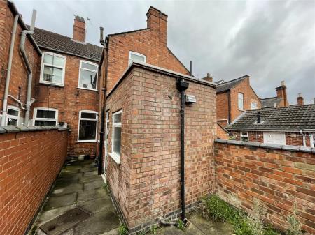 3 bedroom Terraced House for sale in Gaul Street, Leicester