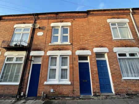 2 bedroom Terraced House for sale in Montague Road, Clarendon Park, Leicester