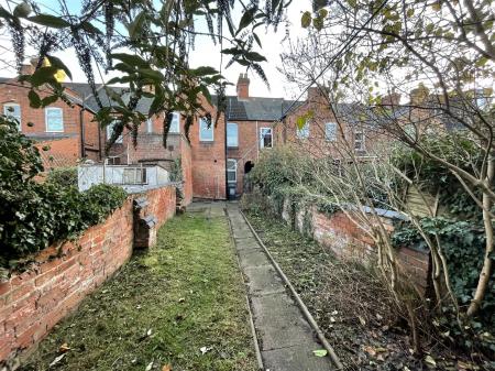 2 bedroom Terraced House for sale in Montague Road, Clarendon Park, Leicester