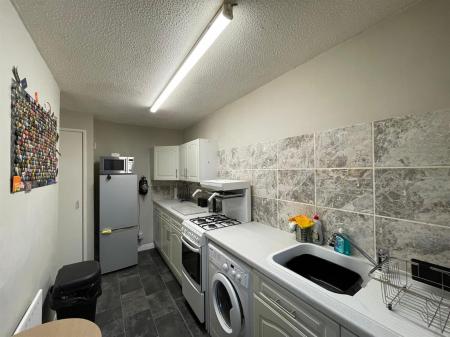 1 bedroom Flat for sale in Lawnswood, Hinckley