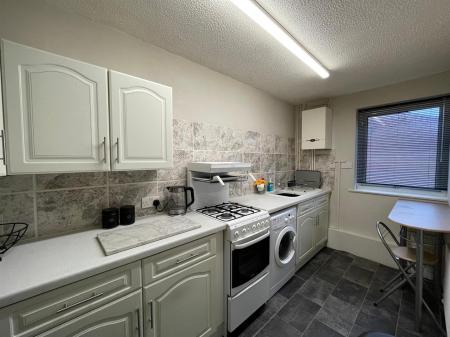 1 bedroom Flat for sale in Lawnswood, Hinckley