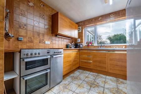 4 bedroom Semi-detached house for sale in Dorset Avenue, Wigston