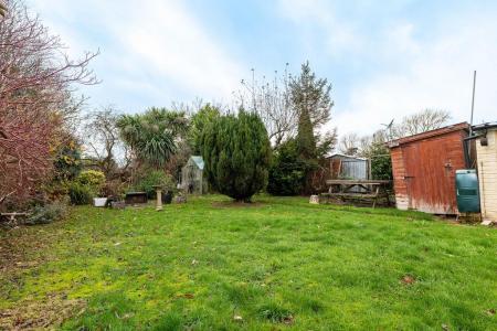 4 bedroom Semi-detached house for sale in Dorset Avenue, Wigston