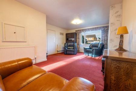 4 bedroom Semi-detached house for sale in Dorset Avenue, Wigston