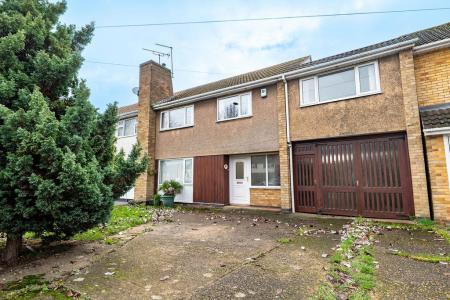 4 bedroom Semi-detached house for sale in Dorset Avenue, Wigston