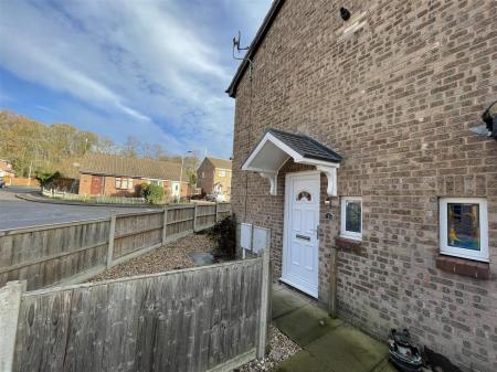 1 bedroom Terraced House for sale in Foxhill Drive, Glen Parva, Leicester