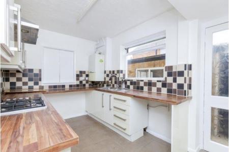 3 bedroom Semi-detached house for sale in Rosemead Drive, Oadby, Leicester