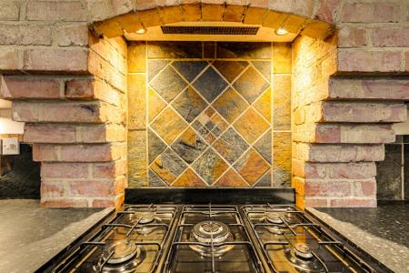 4 bedroom Terraced House for sale in Knighton Road, Leicester