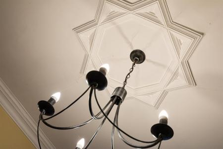 4 bedroom Terraced House for sale in Knighton Road, Leicester