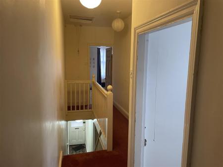 4 bedroom Terraced House for sale in Lorne Road, Clarendon Park, Leicester