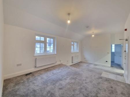 1 bedroom Property to let in Morland Avenue, Stoneygate, Leicester