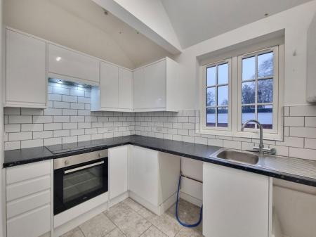 1 bedroom Property to let in Morland Avenue, Stoneygate, Leicester