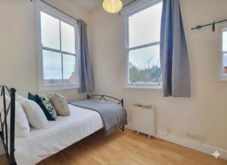 1 bedroom Property to let in London Road, Stoneygate, Leicester