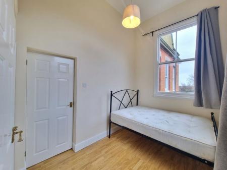 1 bedroom Property to let in London Road, Stoneygate, Leicester