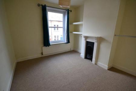 2 bedroom Property to let in Avenue Road Extension, Leicester