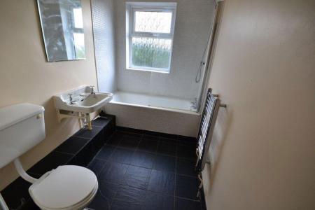 2 bedroom Property to let in Avenue Road Extension, Leicester
