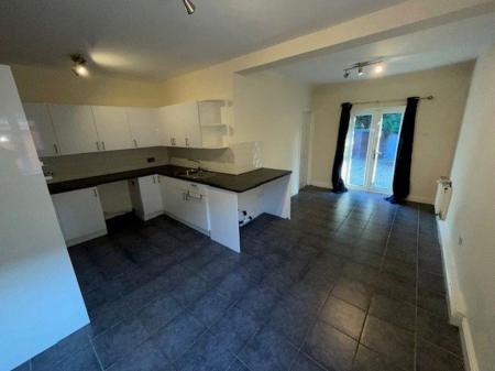 3 bedroom Property to let in Fairfield Road, Leicester