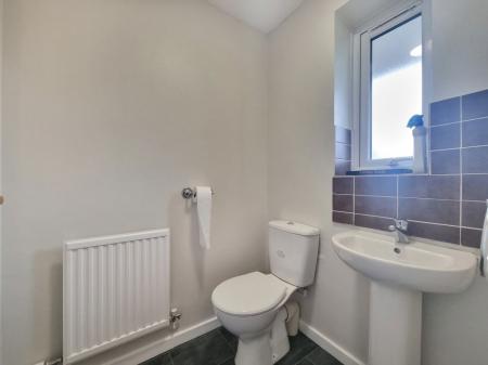 4 bedroom Property to let in Fox Covert, Leicester