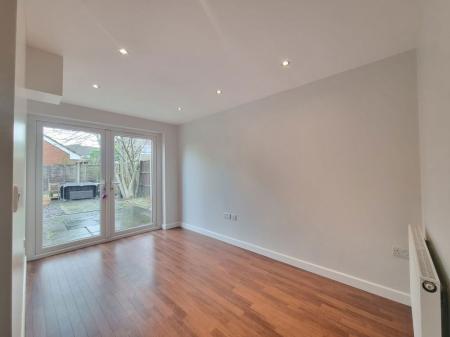4 bedroom Property to let in Fox Covert, Leicester