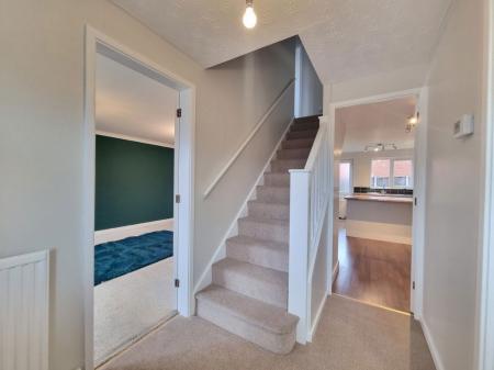 4 bedroom Property to let in Fox Covert, Leicester