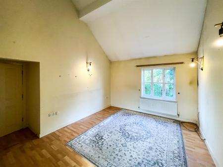 2 bedroom Apartment for sale in High Street, Evington, Leicester