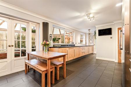 5 bedroom Detached house for sale in Hollies Way, Bushby, Leicester