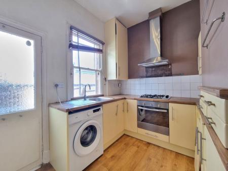 2 bedroom Property to let in Oban Street, Leicester