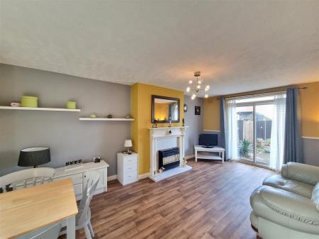 3 bedroom Semi-detached house for sale in Folville Rise, Leicester
