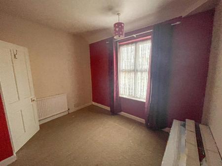 3 bedroom Semi-detached house for sale in Folville Rise, Leicester