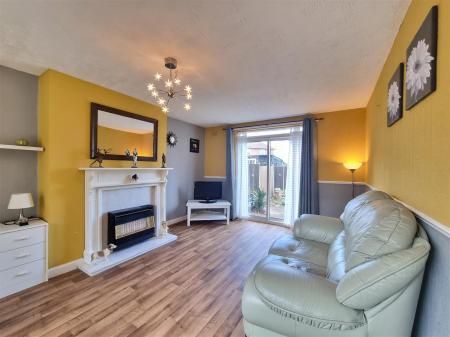 3 bedroom Semi-detached house for sale in Folville Rise, Leicester