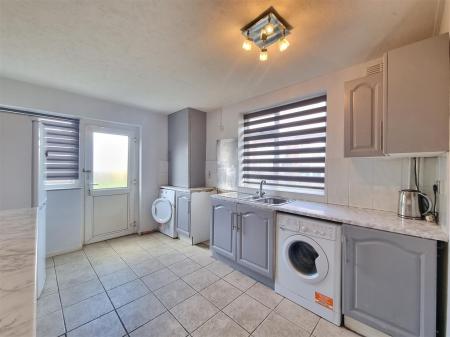 3 bedroom Semi-detached house for sale in Folville Rise, Leicester
