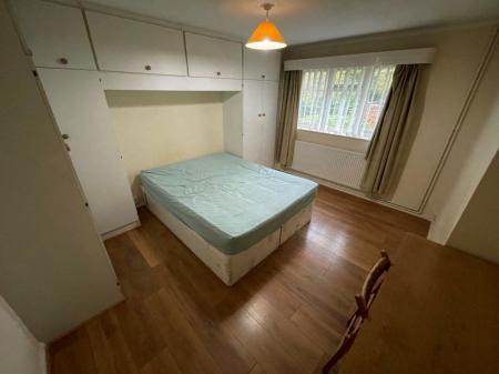 2 bedroom Property to let in Cedars Court, Leicester