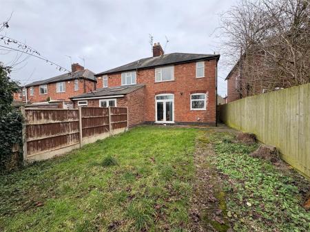 3 bedroom Semi-detached house for sale in Queens Road, Leicester