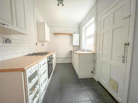 2 bedroom Terraced House for sale in Bolton Road, Westcotes, Leicester