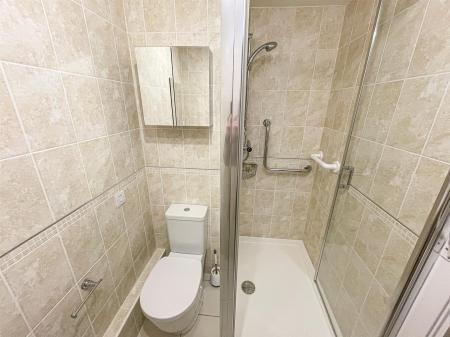 1 bedroom Apartment for sale in Wolsey Court, Leicester