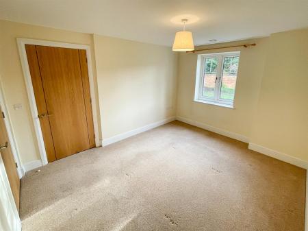 1 bedroom Apartment for sale in Wolsey Court, Leicester