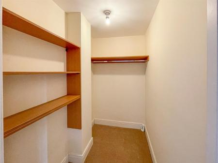 1 bedroom Apartment for sale in Wolsey Court, Leicester