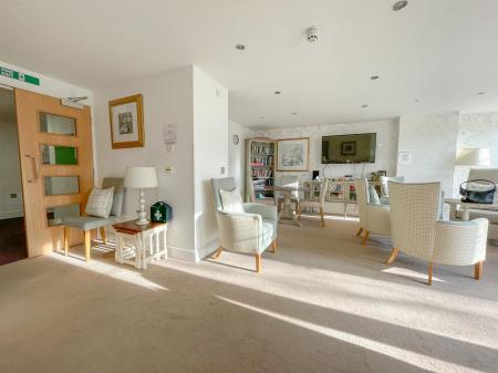 1 bedroom Apartment for sale in Wolsey Court, Leicester