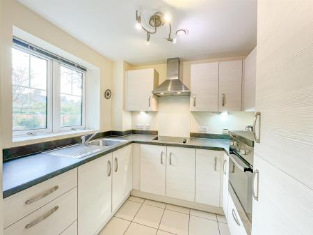 1 bedroom Apartment for sale in Wolsey Court, Leicester