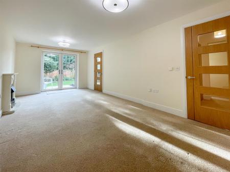 1 bedroom Apartment for sale in Wolsey Court, Leicester